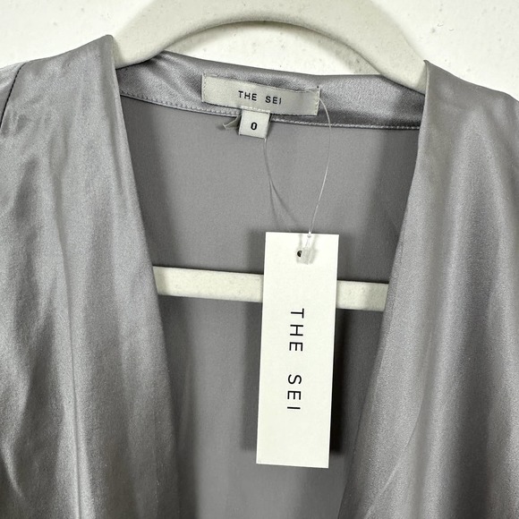 NWT The Sei Platinum Raglan-Sleeve Silk Wrap Bodysuit Size 0 - Picture 6 of 9